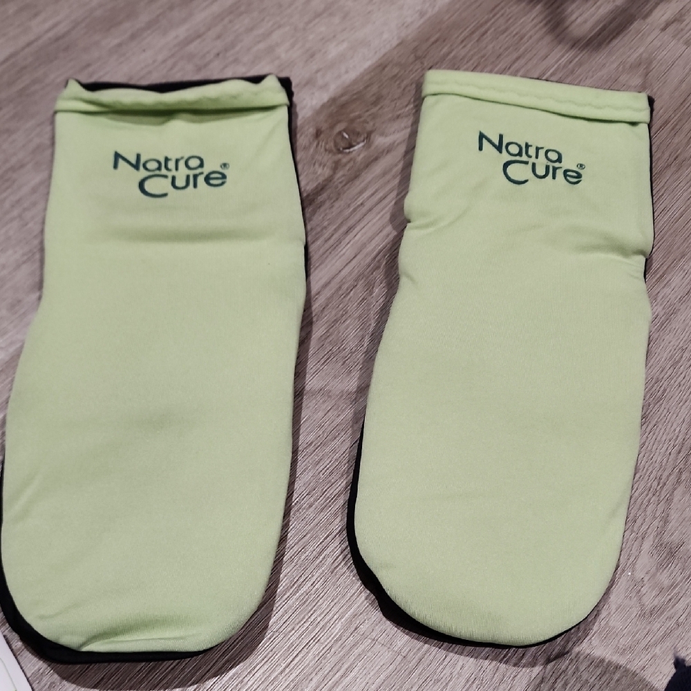 Compression Hot/Cold Green Gel Socks